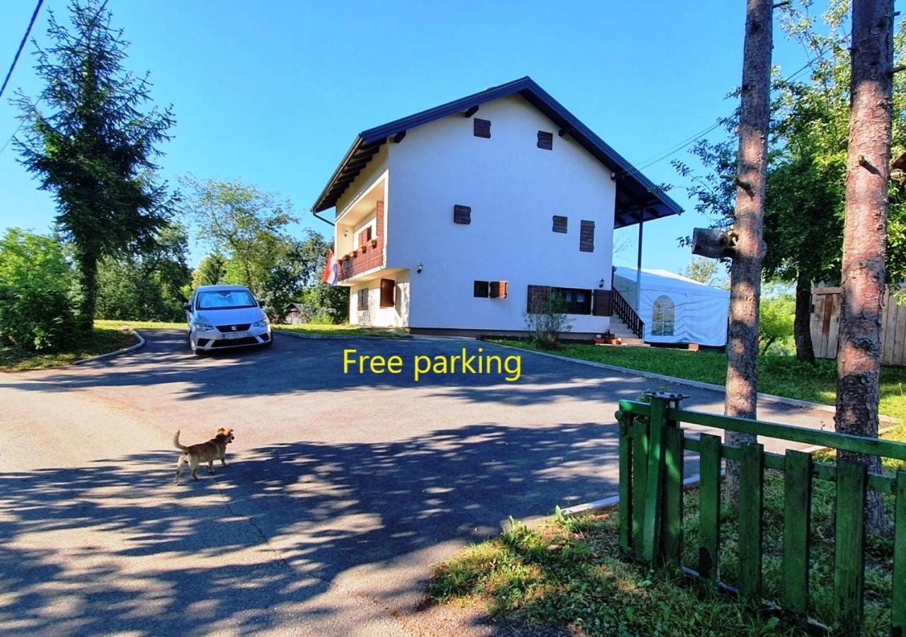 Green Eden Gornji Zvečaj Kültér fotó